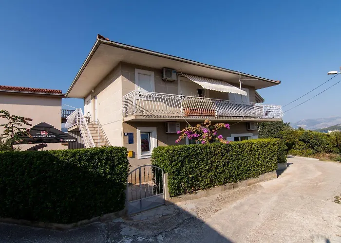 Apartments Ivica - Garden Terrace